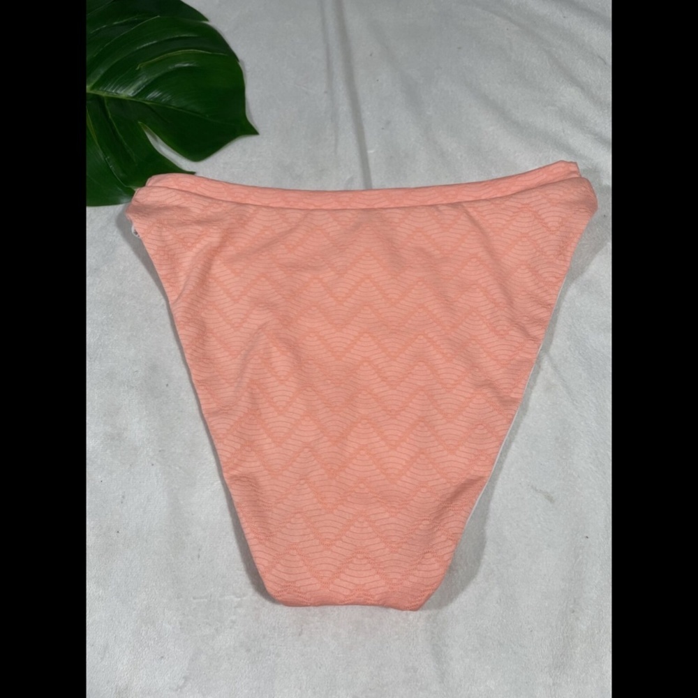 NEW $54 Becca French Cut Bikini‎ Bottoms in Salmon Pink [ LARGE ] - Picture 9 of 12